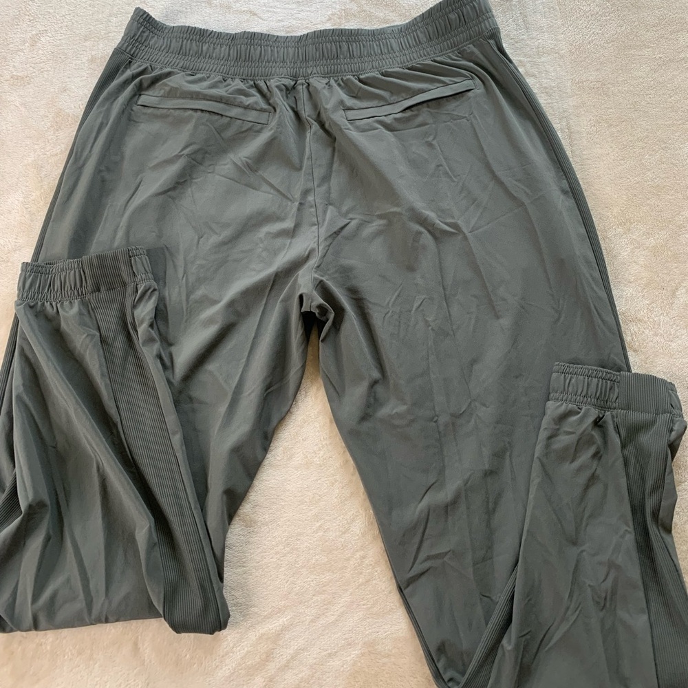 Athleta Plus size 14 The Brooklyn Jogger Pants in Dark Green - Picture 3 of 11